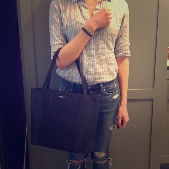 ♠️ Kate Spade Black Tote Bag ♠️ - Picture 2 of 6